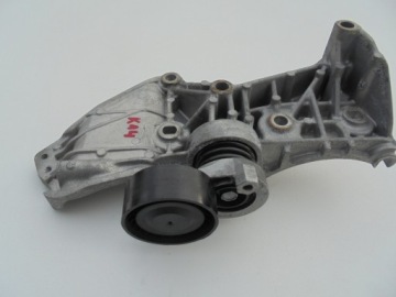 Купить Micra k14 кронштейн ролик кронштейн кронштейн 117501113r 1.5 dci 8200669494, фото thumb