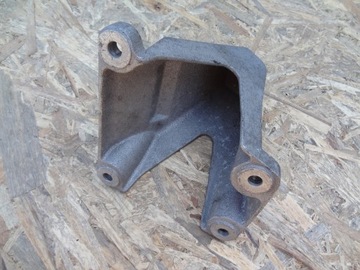 фото thumb №1, Кронштейн підпора кронштейн двигуна audi a8 d3