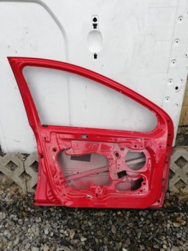 фото thumb №2, Дверь перед peugeot 207