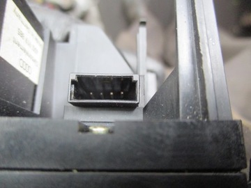 фото thumb №6, Панель навигации audi a8 94-99r 4d0919885