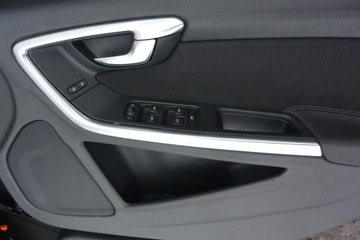 фото thumb №13, Сиденья подогрев заднее сиденье обшивки volvo v60 lift