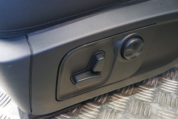 фото thumb №7, Сиденья кожа заднее сиденье обшивки maserati levante f127