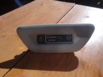 фото thumb №1, Dacia duster ii 2019 passenger air bag дисплей