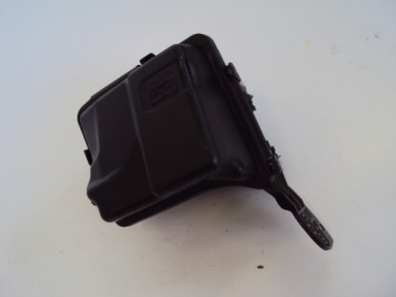 фото thumb №1, Корпус предохранителей citroen ds3 1.6 thp 13-