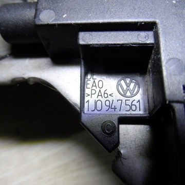 фото thumb №10, Важіль гальма ручного vw new beetle 15r