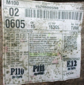 фото thumb №7, Боковина двері праві зад vw passat b8 3g0867068a