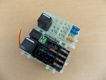 фото thumb №1, Galaxy mk3 2.0 tdci d4204t коробка предохранителей