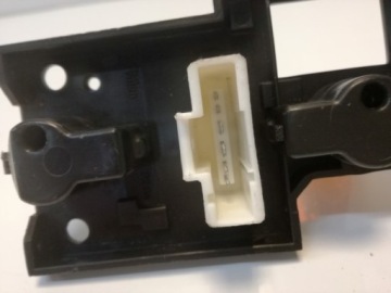 фото thumb №3, Вкладыш лампы задняя левый citroen c5 lift hb