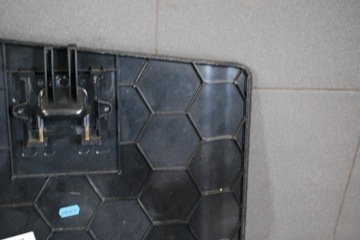 фото thumb №9, Обшивка багажника защита audi a8 d2 4d0863475a