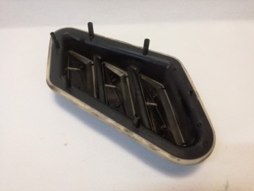 фото thumb №1, Решётка вентиляционная левая peugeot 207 sw