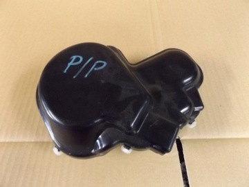 фото thumb №1, Porsche panamera доводчик замка двері перед правий