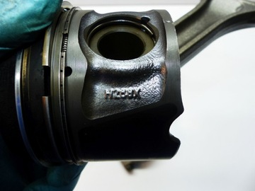 фото thumb №12, Land rover range rover iii l322 range rover sport 3.6 tdv8 поршень + шатун