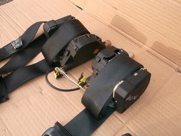 фото thumb №3, Pas безпеки перед правий mercedes ml w163