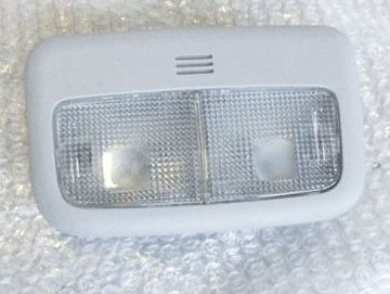 фото thumb №1, Toyota yaris 2009r лампа потолочный оригинал