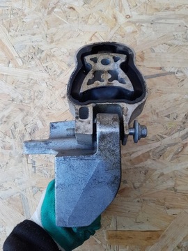 фото thumb №3, Ford kuga mk2 подушка кронштейн ds73-6p082-dd