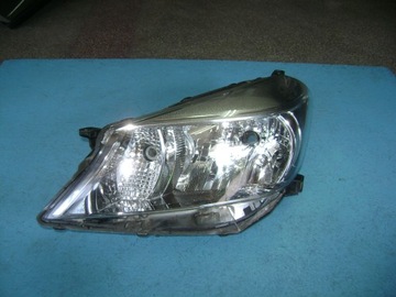 фото thumb №1, Лампа передня ліва toyota yaris 3