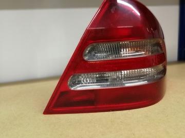 фото thumb №4, Mercedes w203 лампа задняя правая sedan