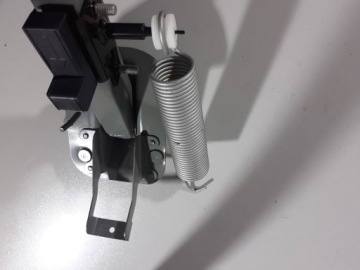 фото thumb №13, Jaguar xf x260 16r петля крышки багажника левый задняя gx73-42701-ad