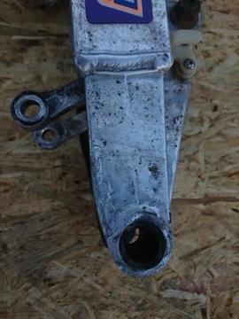 Suzuki RM 250 задний маятник