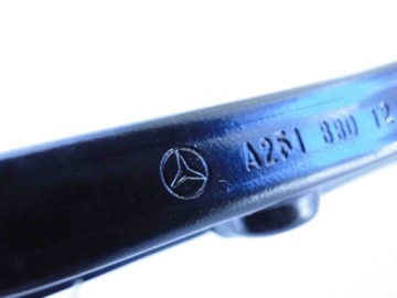 фото thumb №4, Mercedes r klasa w251 напрямна бампера кронштейн 251