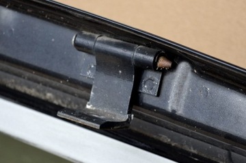 фото thumb №1, Opel zafira b петля кришки лівий задня