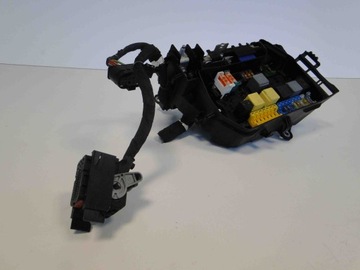 фото thumb №9, Mercedes gla x156 коробка корпус запобіжник 156