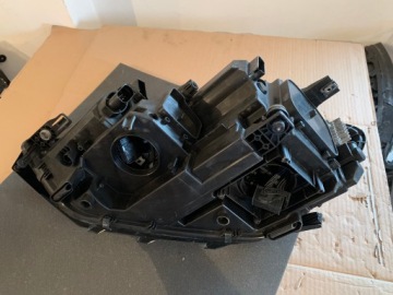 фото thumb №5, Vw touran 5tb 15- права лампа full led