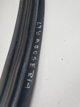 фото thumb №3, Alfa romeo 147 3d прокладка кузовная дверь левая