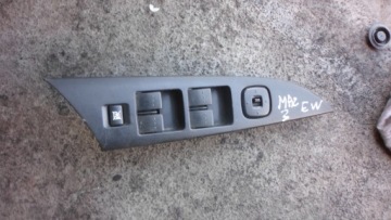 фото thumb №1, Mazda 3 03-09 панель управление стекла europa