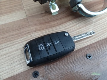 фото thumb №4, Kia ceed ii 2017 lift 1,6 crdi замок зажигания + ключ