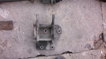 фото thumb №1, Renault master 07-10 2.5 dci опора полуось