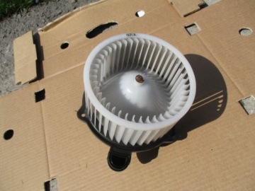 фото thumb №1, Повітродувка вентилятор обігрівач sportage ix35 eu