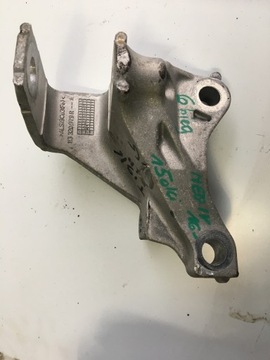 фото thumb №1, Кронштейн кронштейн коробки renault megane iv 113320979r