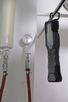 Lampa warsztatowa AKUMULATOROWA ręczna 1000+200lm LATARKA RĘCZNA HAK MAGNES