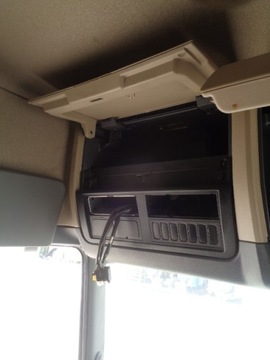 фото thumb №4, Scania r highline полка бардачки консоль верхний