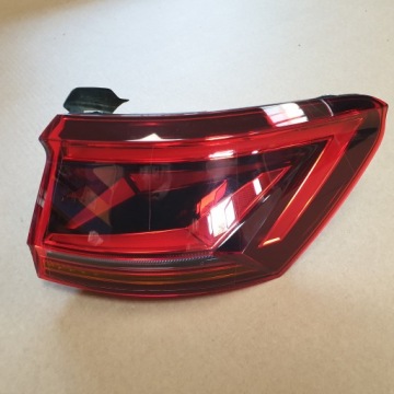 фото thumb №1, Vw touareg iii лампа задняя правый led