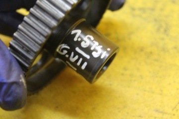 фото thumb №5, Колесо распределительного вала vw golf vii 1.5 tsi 04e109111ap