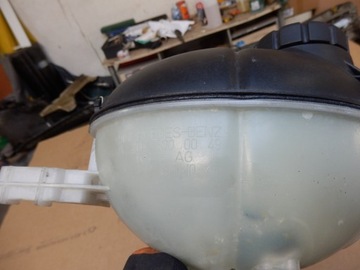 фото thumb №4, Mercedes glk x204 бак расширительный a2045000049