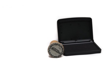 STAMP COMPANY STAMP COMPANY, штамп с логотипом в виде грифона