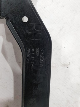 фото thumb №5, Volvo v90 16- направляющая бампера задняя правый левый