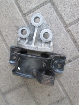 фото thumb №1, Кронштейн подушка двигателя alfa romeo mito 1.6 jtdm