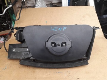 фото thumb №1, Заглушка разъём зарядки pas замок nissan leaf