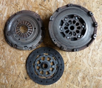 фото thumb №1, Audi q5 80a 2.0 tdi зчеплення двомасовий маховик комплект