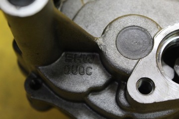 МАСЛЯНЫЙ НАСОС GOLF V 2.0TDI BKD 03G115105