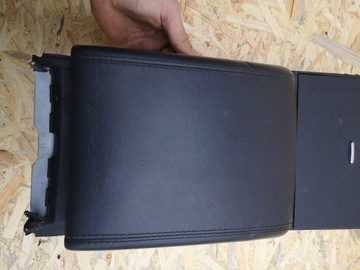 фото thumb №3, Jaguar f type подлокотник