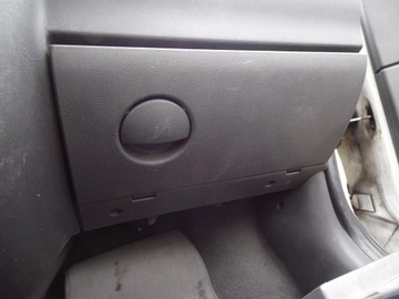 фото thumb №5, Бардачок правый пассажира с панели opel corsa c 3d 03-