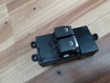 фото thumb №1, Kia ceed ii 2017 gt 3d перемикач вікон лівий перед