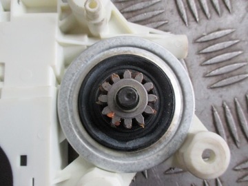 фото thumb №4, Моторчик модуль стёкла правые зад ford c-max 03-06