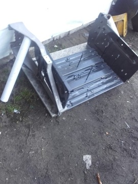 фото thumb №8, Коробка кронштейн основание аккумуляторов volvo fh4