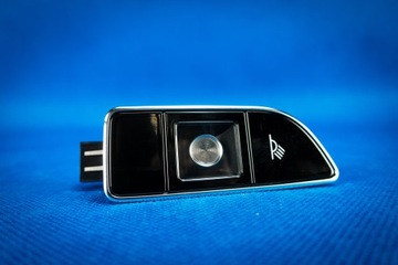 фото thumb №1, Лампа освітлення audi оригінальний номер 4h0947354